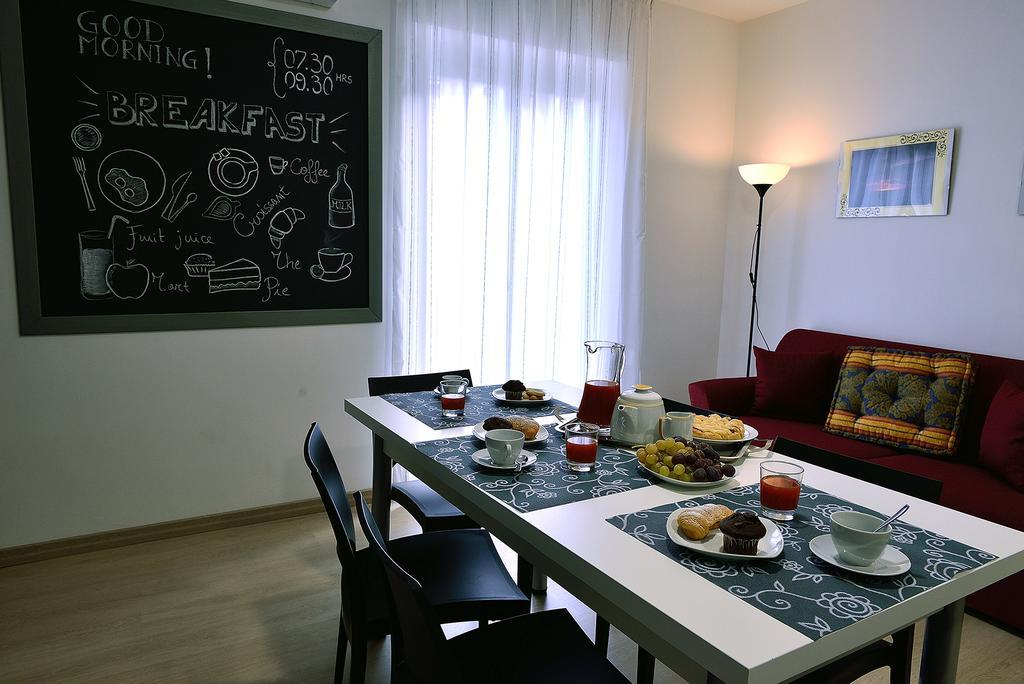 Il Triclinio B&B 피아차암머리나 외부 사진