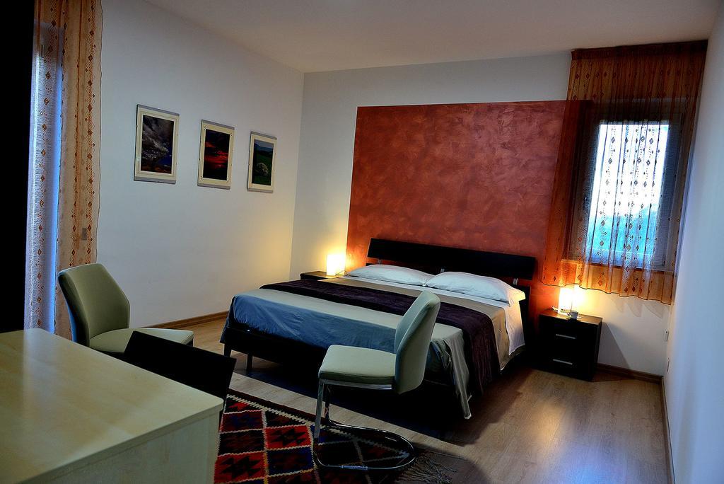 Il Triclinio B&B 피아차암머리나 외부 사진